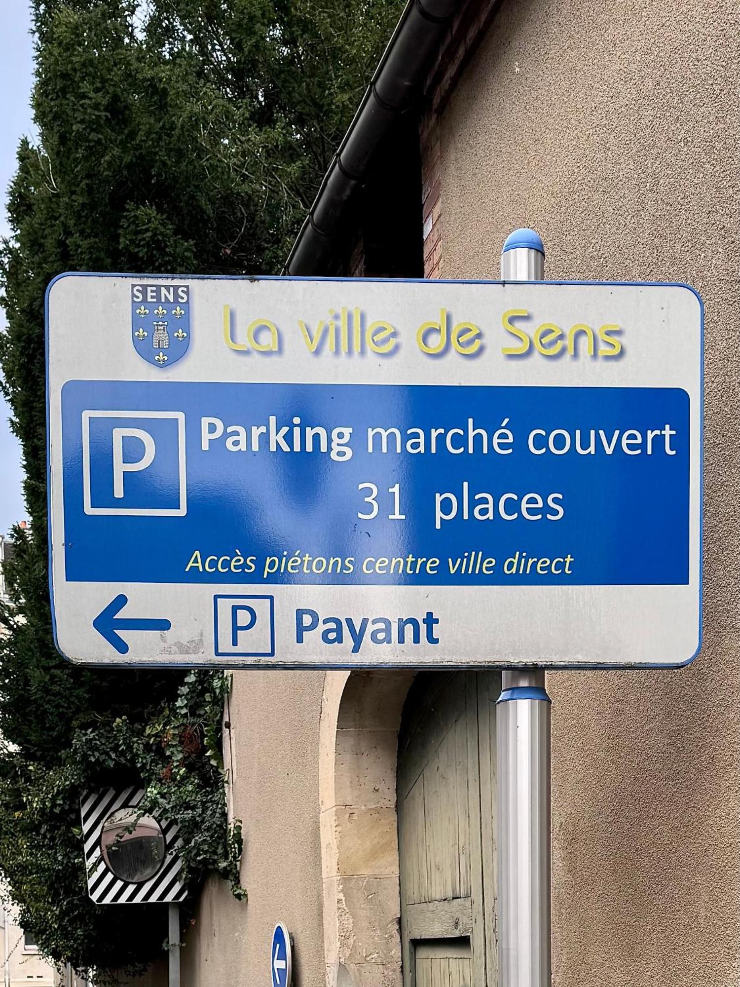 Le Laurencin Sens - Le Parisien - Coeur De Ville ภายนอก รูปภาพ